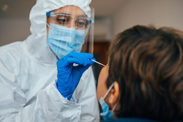 Sicher, schnell, unkompliziert – Testen gegen die Pandemie - Testen gegen die Pandemie | Blog | MedSolut
